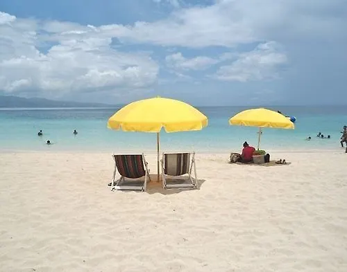 Sky Lounge Beach Studio