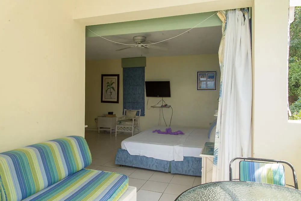 Sky Lounge Beach Studio 0*, Montego Bay Jamaica